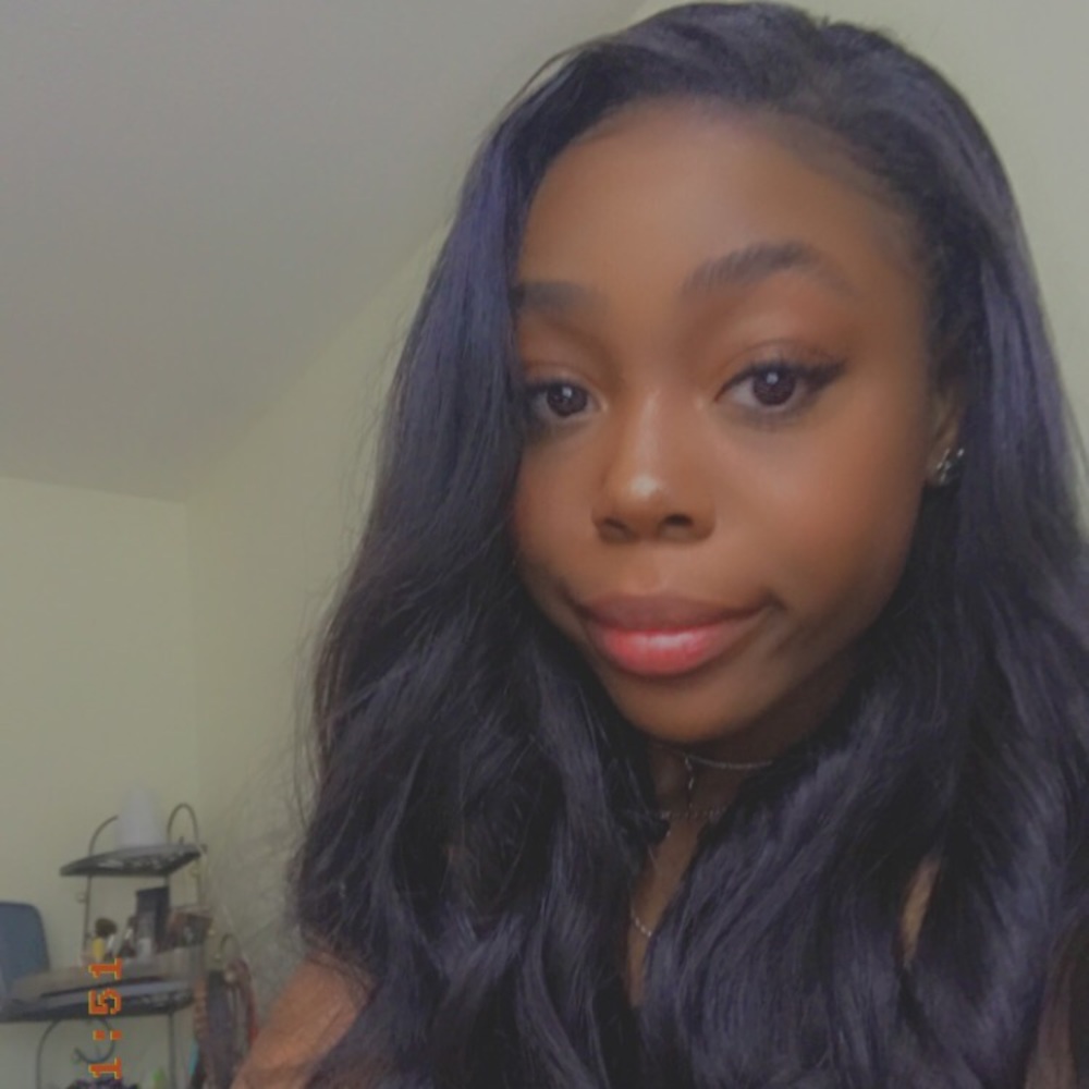 Meet your Posher, Deanda